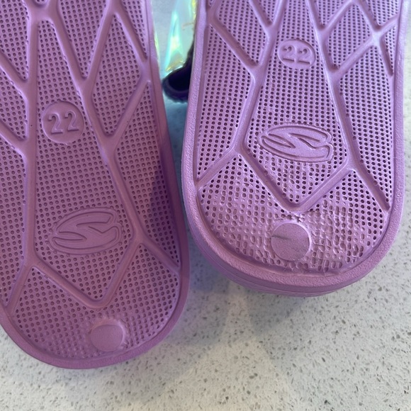 Toddler Unicorn Purple Flip Flops Size 22 - Picture 6 of 8